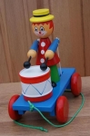 Clown mit Trommel