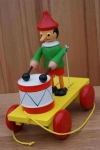 Pinocchio mit Trommel